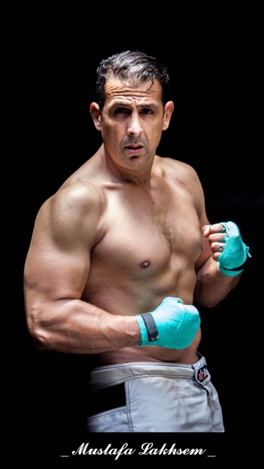 Mustafa Lakhsem - About